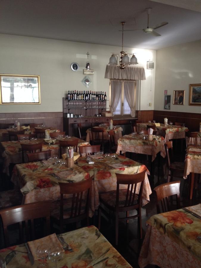 Ristorante Albergo Da Giovanni Carvico Bagian luar foto