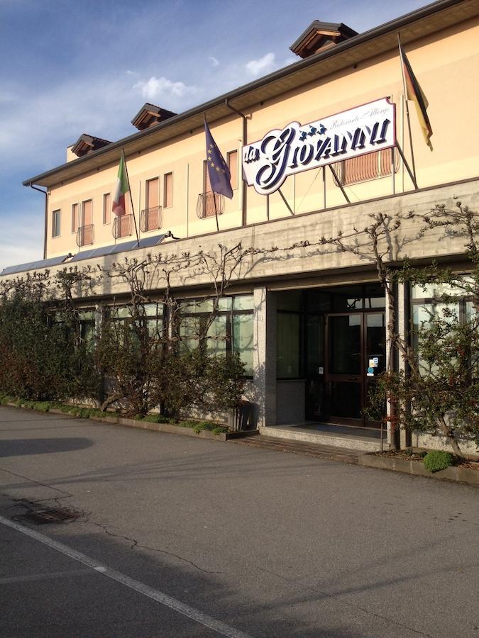 Ristorante Albergo Da Giovanni Carvico Bagian luar foto
